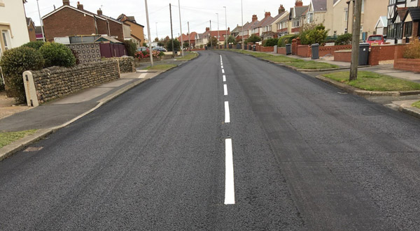 Asphalt vs. Bitumen: What's the Difference? - Jordans Surfacing